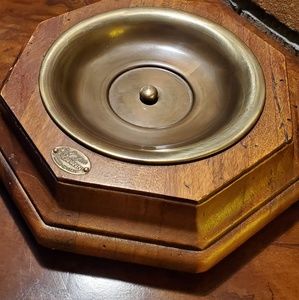 Ashtray antique look